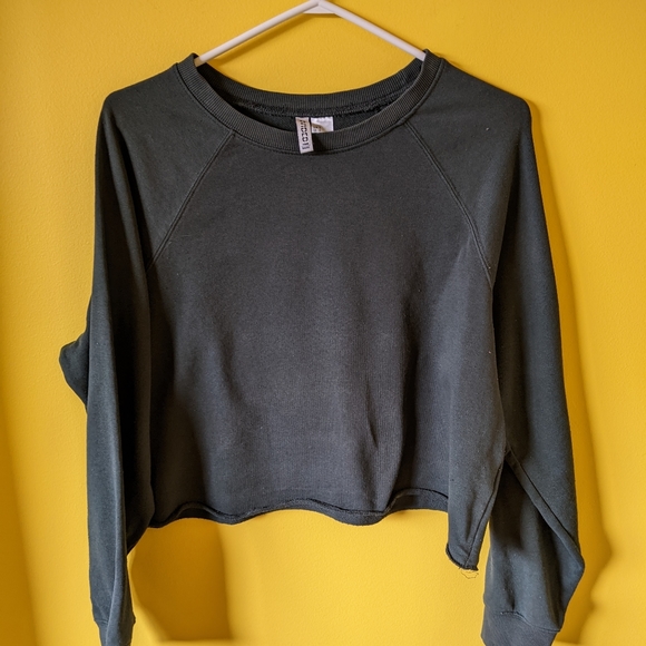 Top - Picture 3 of 4